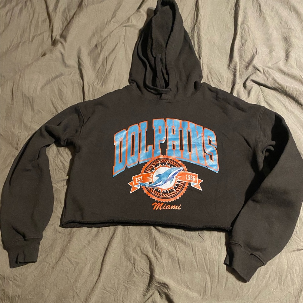 Cropped hoodie